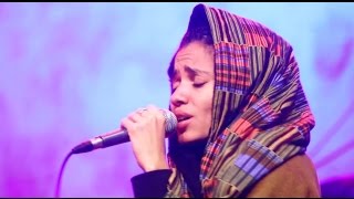 Nneka LIVE quotWalkingquot  My Fairy Tales  Tour 2015 JaminBerlin [upl. by Gnouv]